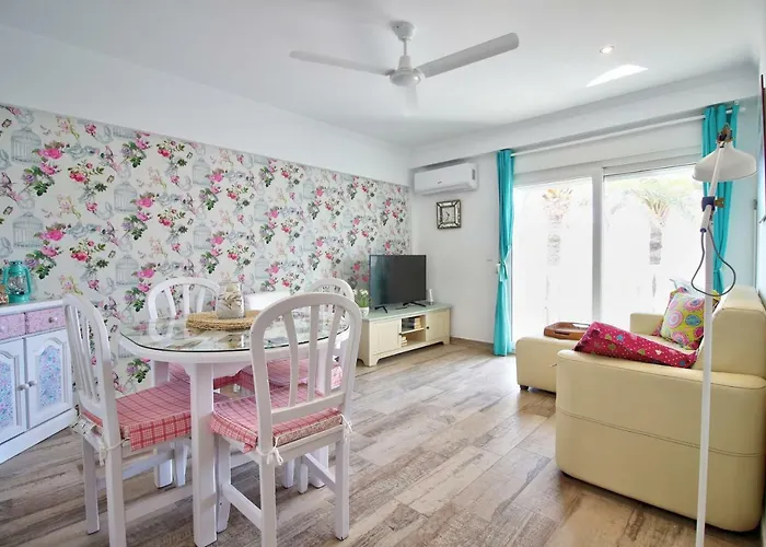 Oliver Playa * Denia